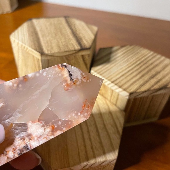 Carnelian Flower Agate Tower - Picture 10 of 12